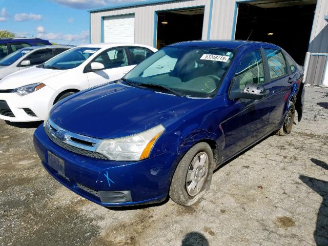 1FAHP34N78W188603 - 2008 FORD FOCUS S/SE BLUE photo 2