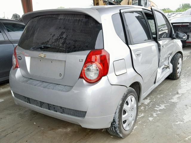 KL1TD66E09B372874 - 2009 CHEVROLET AVEO LS SILVER photo 4