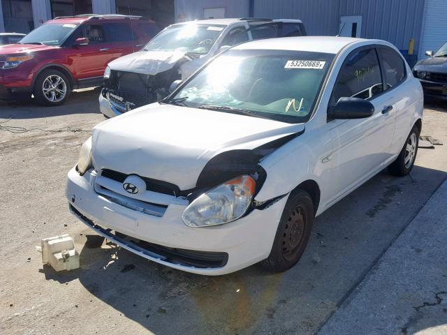 KMHCM36C17U017215 - 2007 HYUNDAI ACCENT GS WHITE photo 2