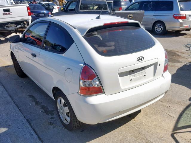 KMHCM36C17U017215 - 2007 HYUNDAI ACCENT GS WHITE photo 3