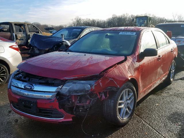 3FAHP0GA1CR336439 - 2012 FORD FUSION S RED photo 2