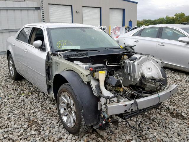 2C3LA73W07H629058 - 2007 CHRYSLER 300C SRT-8 SILVER photo 1