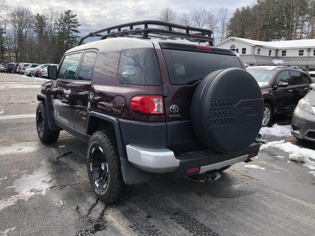 JTEBU11F570017887 - 2007 TOYOTA FJ CRUISER BURGUNDY photo 2