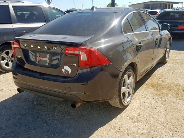 YV1622FSXC2110999 - 2012 VOLVO S60 T5 BLACK photo 4