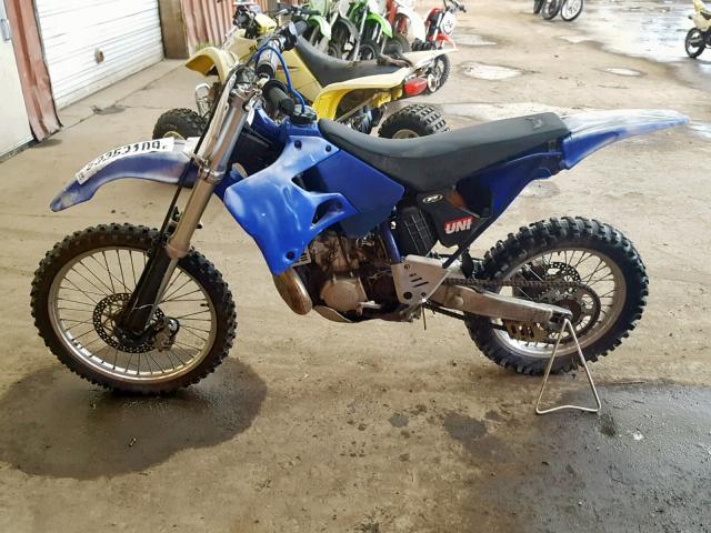 N0V1N365032 - 2000 YAMAHA DIRTBIKE BLUE photo 3