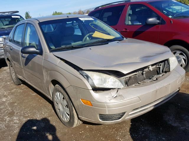 1FAFP34N66W223443 - 2006 FORD FOCUS ZX4 GOLD photo 1