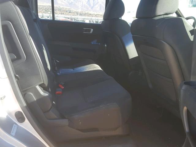 5FNYF4H27AB030355 - 2010 HONDA PILOT LX SILVER photo 6