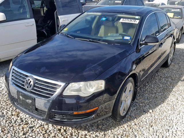 WVWAK73C68E091674 - 2008 VOLKSWAGEN PASSAT KOM BLACK photo 2