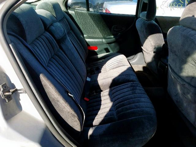 1G2WP52K8WF335776 - 1998 PONTIAC GRAND PRIX SILVER photo 6