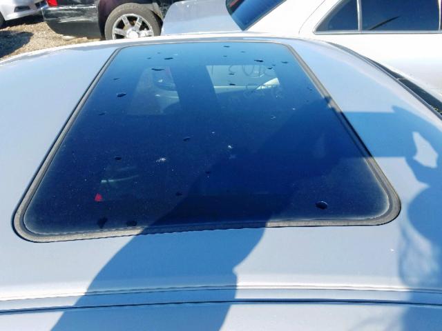 1G2WP52K8WF335776 - 1998 PONTIAC GRAND PRIX SILVER photo 9