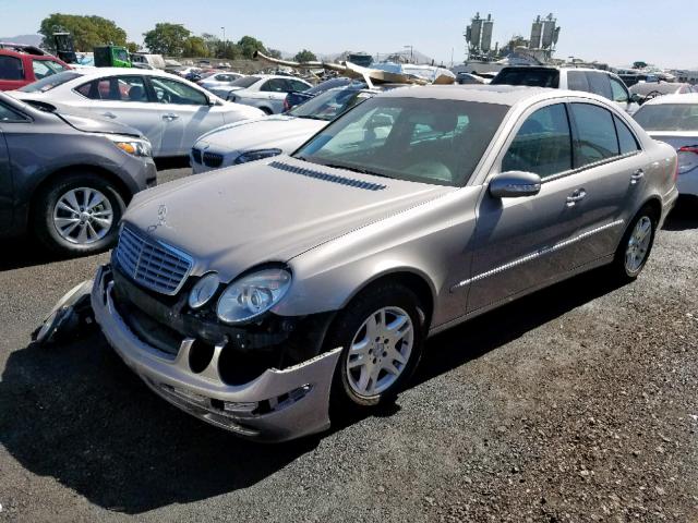 WDBUF65JX4A536456 - 2004 MERCEDES-BENZ E 320 BEIGE photo 2