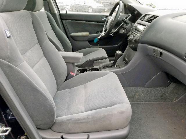 1HGCM56445A154402 - 2005 HONDA ACCORD LX BLUE photo 5