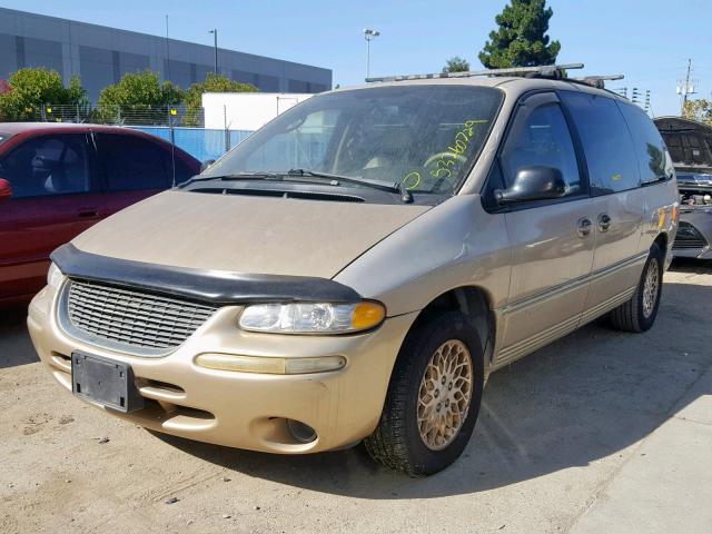 1C4GT64L9WB638404 - 1998 CHRYSLER TOWN & COU GOLD photo 2