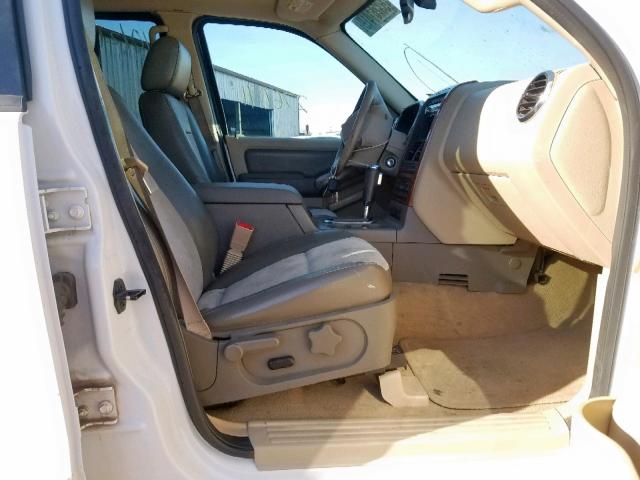 1FMEU748X6UA47780 - 2006 FORD EXPLORER E WHITE photo 5