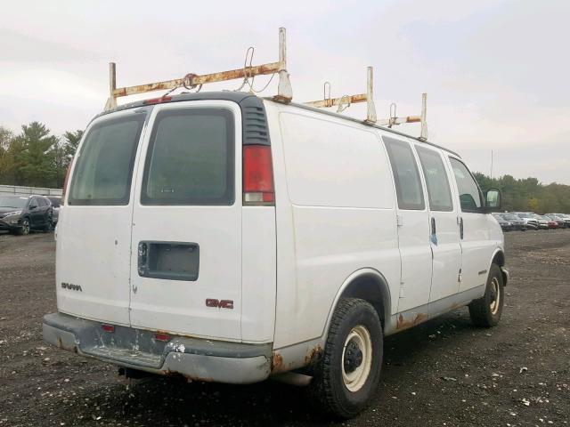 1GTHG35R621133799 - 2002 GMC SAVANA G35 WHITE photo 4