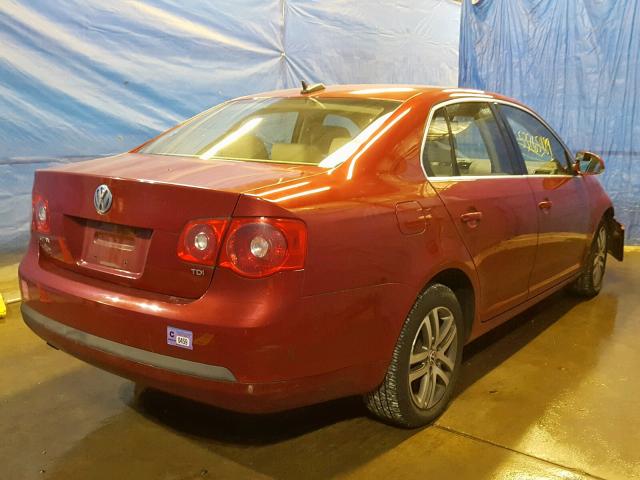 3VWST71K66M638071 - 2006 VOLKSWAGEN JETTA TDI RED photo 4