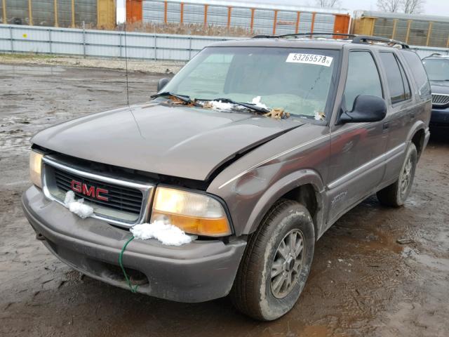 1GKDT13WXW2557711 - 1998 GMC ENVOY BROWN photo 2