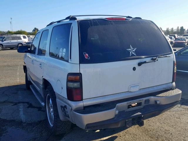 1GKEK63U35J171879 - 2005 GMC YUKON DENA WHITE photo 3