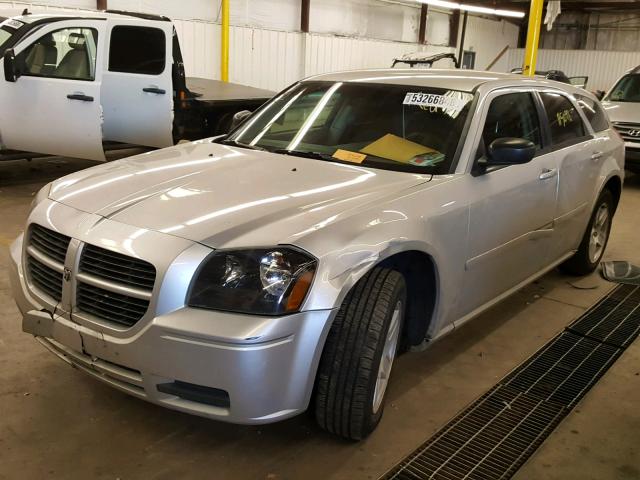 2D4FV48V05H679941 - 2005 DODGE MAGNUM SXT GRAY photo 2