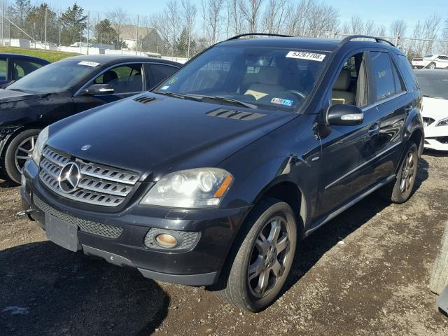 4JGBB86E48A335168 - 2008 MERCEDES-BENZ ML 350 BLACK photo 2