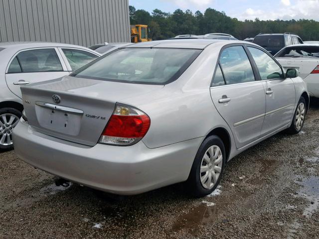 4T1BE32K65U995955 - 2005 TOYOTA CAMRY LE SILVER photo 4