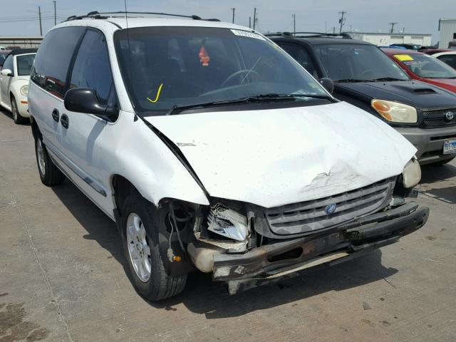 2P4FP2530TR850530 - 1996 PLYMOUTH VOYAGER WHITE photo 1