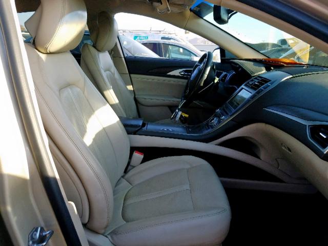 3LN6L5E91HR604055 - 2017 LINCOLN MKZ RESERV GOLD photo 5