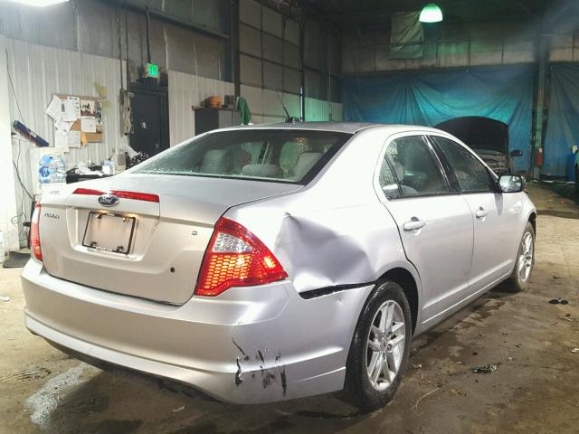 3FAHP0GA8BR120022 - 2011 FORD FUSION S SILVER photo 4