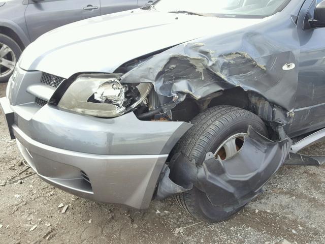 JA4LZ31F04U058268 - 2004 MITSUBISHI OUTLANDER GRAY photo 9