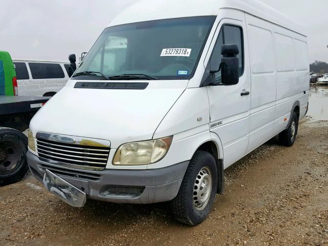 WDYPD744565872022 - 2006 FREIGHTLINER SPRINTER 2 WHITE photo 2