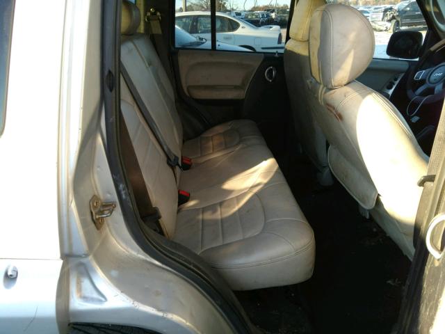 1J4GK38K53W637607 - 2003 JEEP LIBERTY RE SILVER photo 6