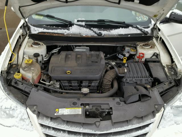 1C3LC56K68N257421 - 2008 CHRYSLER SEBRING TO WHITE photo 7