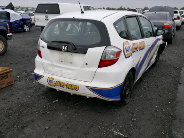 JHMGE8H24AS006182 - 2010 HONDA FIT WHITE photo 4