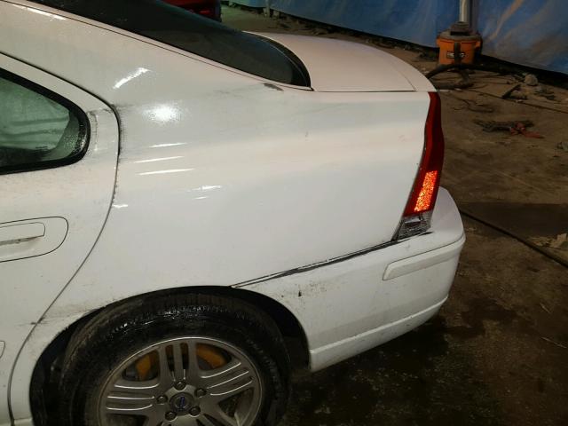 YV1RS592X72614324 - 2007 VOLVO S60 2.5T WHITE photo 10