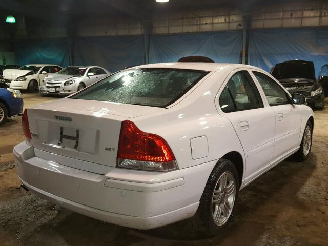 YV1RS592X72614324 - 2007 VOLVO S60 2.5T WHITE photo 4