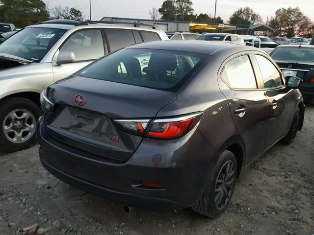 3MYDLBZV8GY139068 - 2016 TOYOTA SCION IA GRAY photo 4