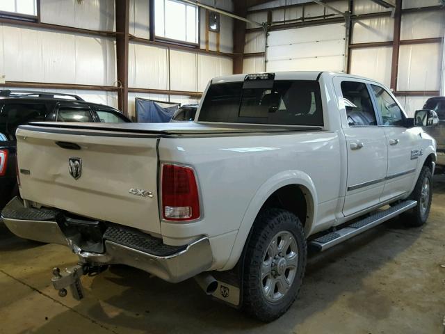 3C63R3EL5HG677423 - 2017 RAM 3500 LARAM WHITE photo 4