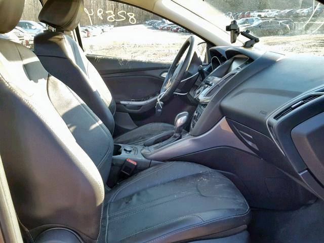 1FADP3J20EL216621 - 2014 FORD FOCUS TITA GRAY photo 5