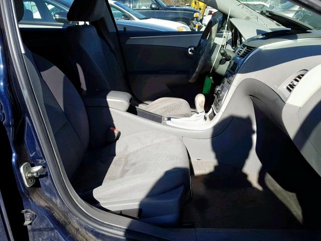 1G1ZB5EB7AF260539 - 2010 CHEVROLET MALIBU LS Mavi foto 5