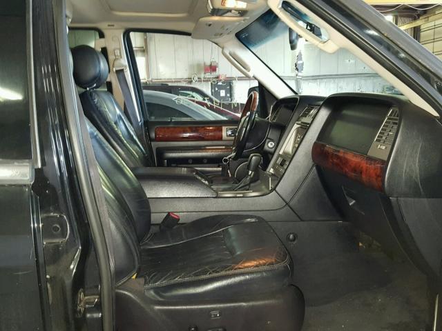 5LMFU28R43LJ16617 - 2003 LINCOLN NAVIGATOR Қара фото 5