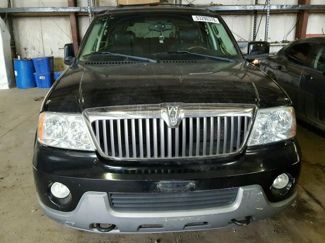 5LMFU28R43LJ16617 - 2003 LINCOLN NAVIGATOR Қара фото 9