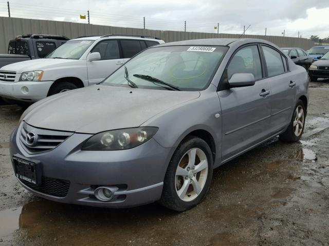 JM1BK123641143194 - 2004 MAZDA 3 S GRAY photo 2