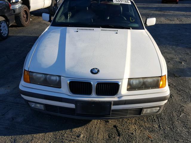 WBABJ6321RJD33367 - 1994 BMW 325 IC AUT WHITE photo 9