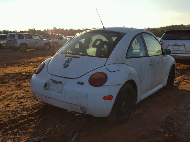 3VWBS21C71M413228 - 2001 VOLKSWAGEN NEW BEETLE WHITE photo 4