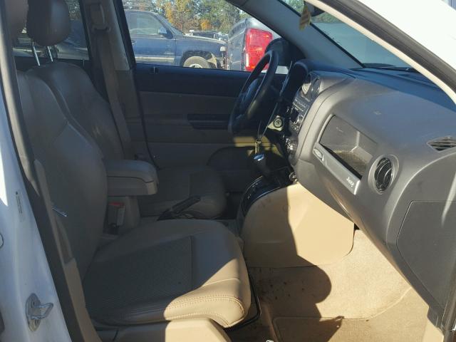 1C4NJCBA1FD379988 - 2015 JEEP COMPASS SP 白色 照片 5