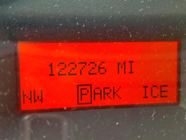 2G2WP552481128498 - 2008 PONTIAC GRAND PRIX SILVER photo 8