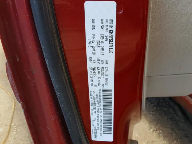 2V8HW54X49R541761 - 2009 VOLKSWAGEN ROUTAN SEL RED photo 10