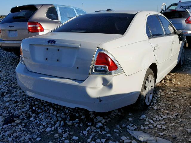 3FAHP06Z78R244749 - 2008 FORD FUSION S WHITE photo 4