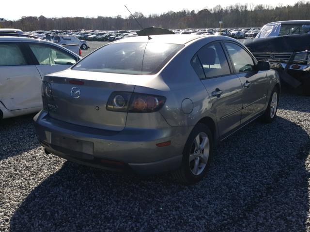 JM1BK123241176984 - 2004 MAZDA 3 S GRAY photo 4