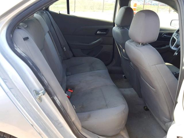 1G11B5SL3FF167485 - 2015 CHEVROLET MALIBU LS 银色 照片 6